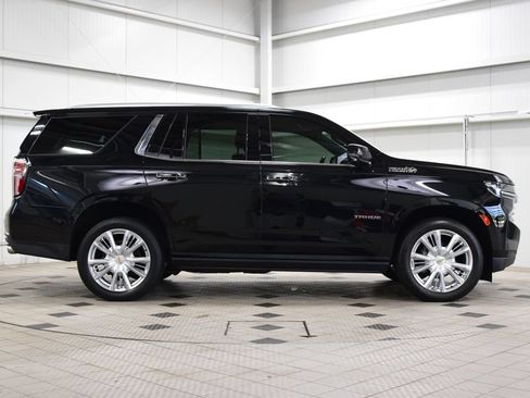 Used 2022 Chevrolet Tahoe High Country AWD/4WD image 9