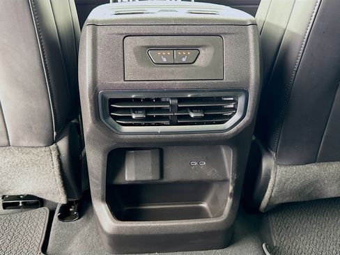 Used 2024 GMC Sierra EV Denali image 27