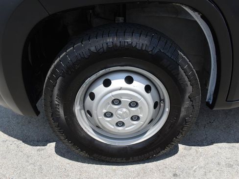 Used 2021 RAM ProMaster 2500 w/ Convenience Group FWD image 29