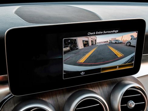 Used 2021 Mercedes-Benz C 300 Sedan image 22