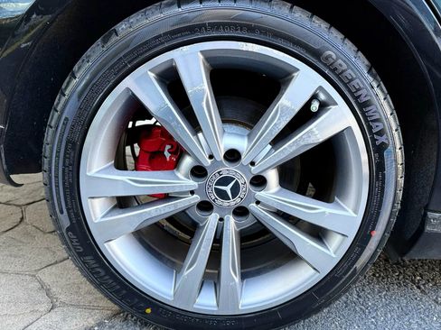 Used 2014 Mercedes-Benz E 350 4MATIC Sedan image 57