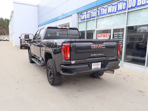 Used 2020 GMC Sierra 2500 Denali w/ Denali Ultimate Package image 8