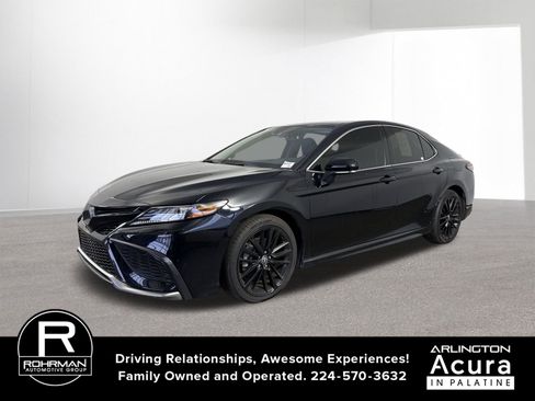 Used 2024 Toyota Camry XSE image 2