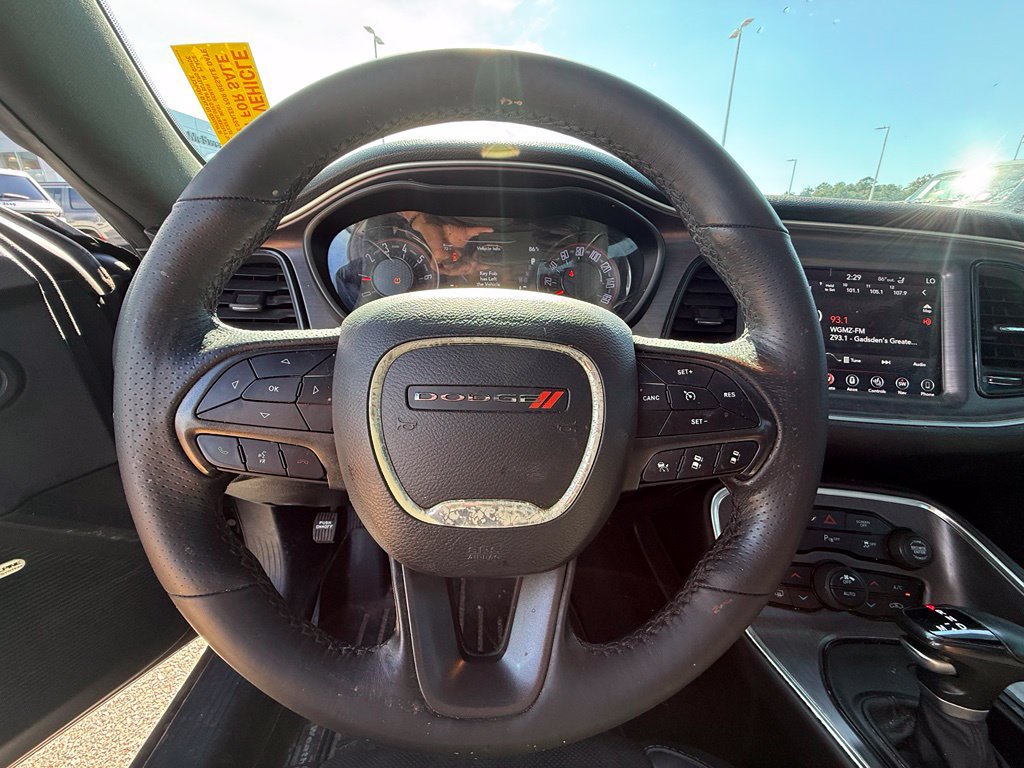 Used 2018 Dodge Challenger SXT Plus RWD image 7