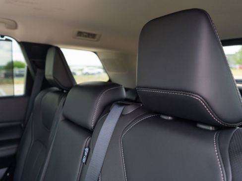 Certified 2026 INFINITI QX60 Luxe w/ Family Package image 26