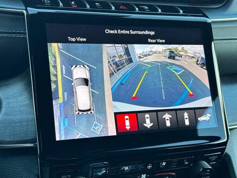 New 2025 Jeep Grand Cherokee Overland w/ Adv Protech Group III image 24