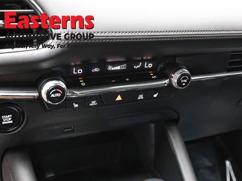 Used 2020 MAZDA MAZDA3 AWD Sedan w/ Preferred Package image 20