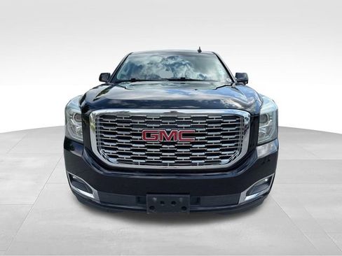 Used 2018 GMC Yukon XL Denali w/ Denali Ultimate Package AWD/4WD image 2