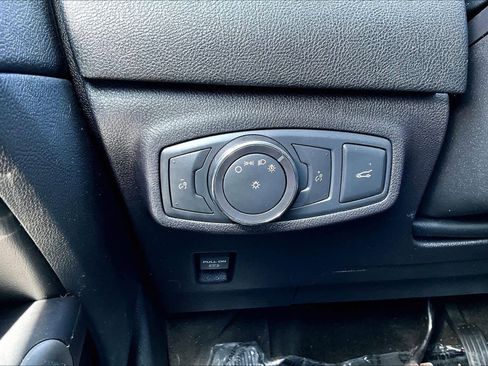 Used 2015 Lincoln MKC w/ Equipment Group 102A Reserve image 33