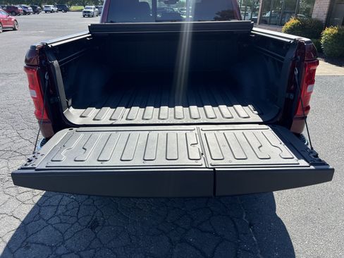 Used 2025 RAM 1500 Laramie w/ Bed Utility Group AWD/4WD image 17