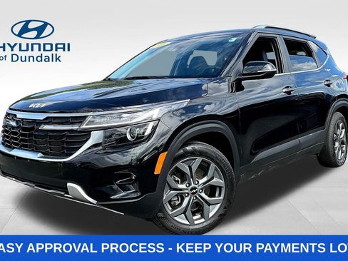 Used 2024 Kia Seltos S AWD/4WD image 1