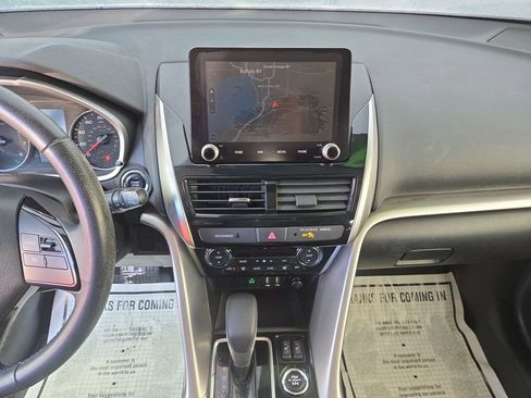 Used 2022 Mitsubishi Eclipse Cross AWD image 15
