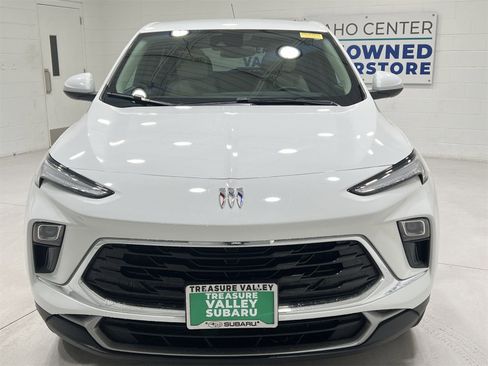Used 2024 Buick Encore GX Preferred image 3