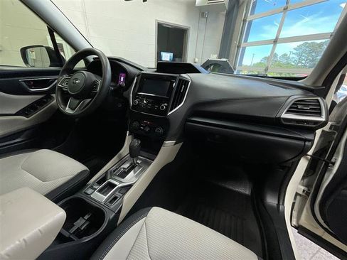 Used 2019 Subaru Forester AWD/4WD image 27