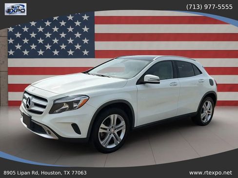 Used 2017 Mercedes-Benz GLA 250 w/ Premium Package image 5