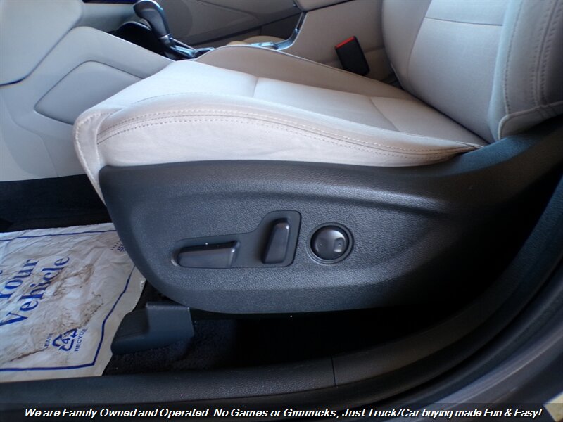 Used 2018 Hyundai Tucson SEL AWD/4WD image 16