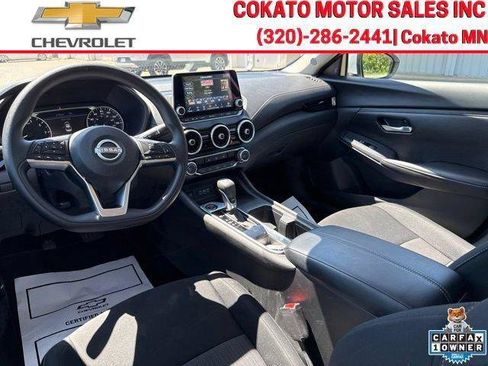 Used 2024 Nissan Sentra SV FWD image 14