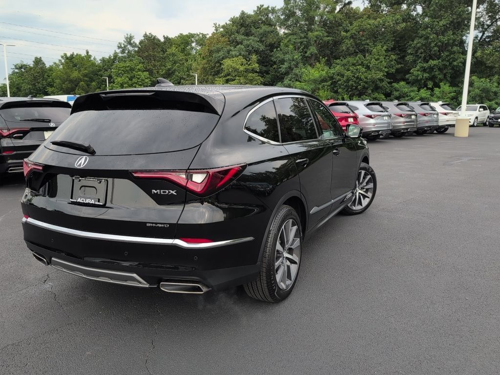 Certified 2026 Acura MDX w/ Technology Package AWD/4WD image 5