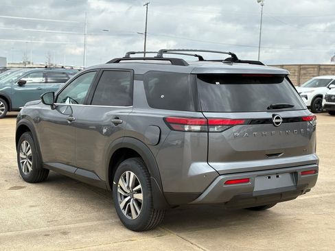 New 2026 Nissan Pathfinder SL FWD image 7