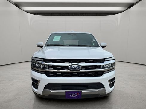 Used 2024 Ford Expedition Limited image 8