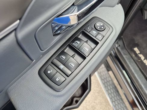 Used 2015 RAM 1500 Lone Star AWD/4WD image 22