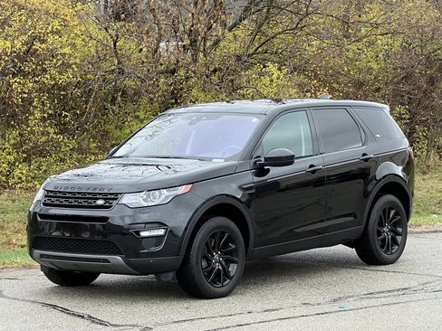Used 2018 Land Rover Discovery Sport HSE image 1