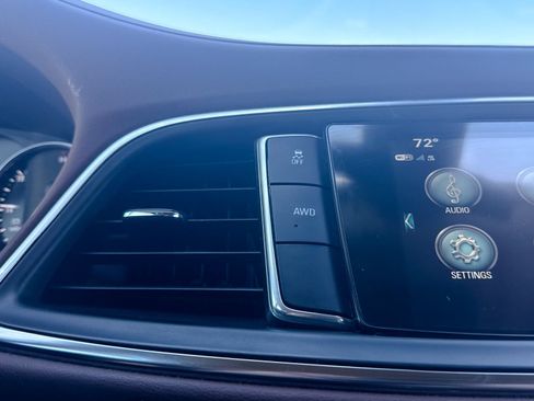 Certified 2018 Buick Enclave Avenir AWD/4WD image 32