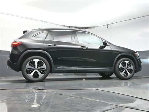 New 2026 Mercedes-Benz GLA 250 image 40
