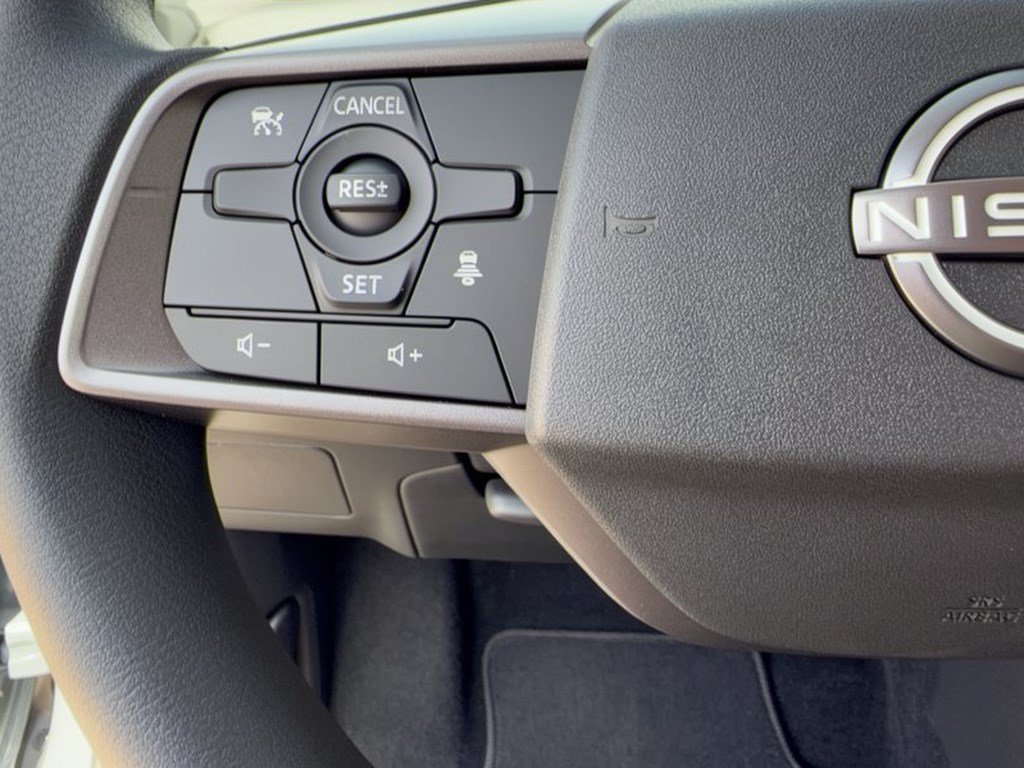 New 2027 Nissan Sentra SV FWD image 18