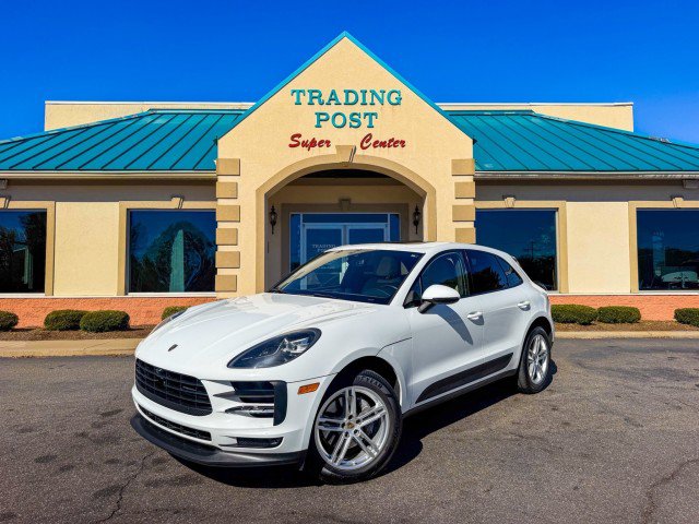 Used 2020 Porsche Macan AWD/4WD image 26