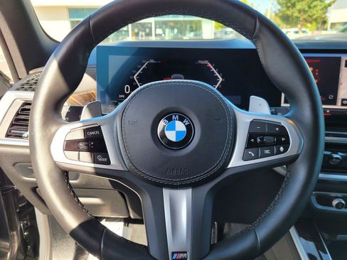 Used 2026 BMW X5 xDrive40i w/ M Sport Package AWD/4WD image 34