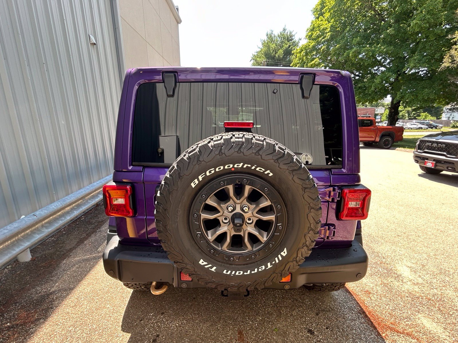 Used 2023 Jeep Wrangler Unlimited Rubicon 392 w/ Trailer Tow Package AWD/4WD image 6