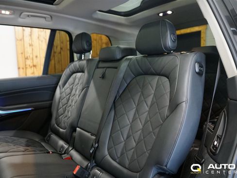 Used 2023 BMW X7 xDrive40i image 40