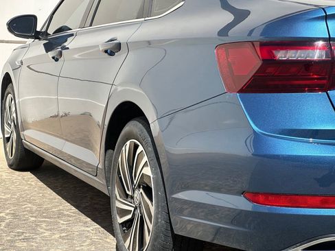 Used 2020 Volkswagen Jetta SEL Premium image 38