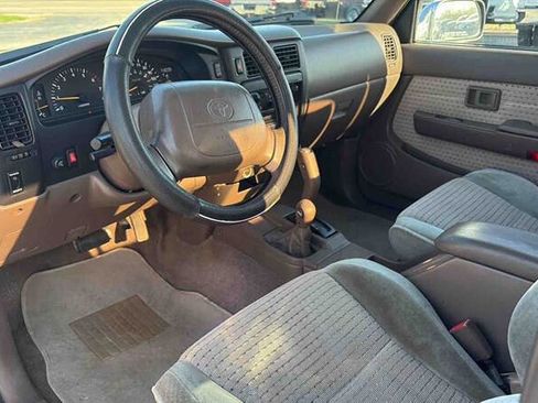 Used 1996 Toyota Tacoma SR5 AWD/4WD image 14