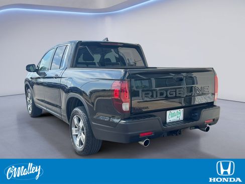 Certified 2025 Honda Ridgeline RTL image 3