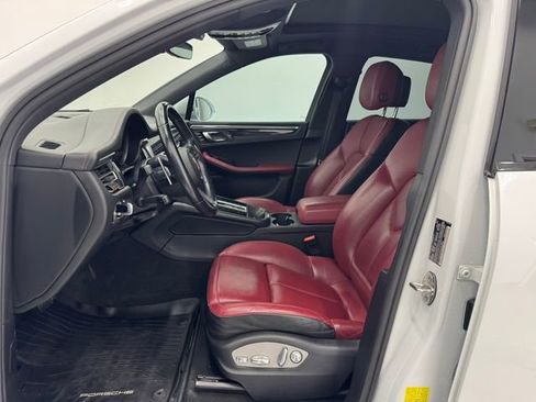 Used 2022 Porsche Macan S image 17