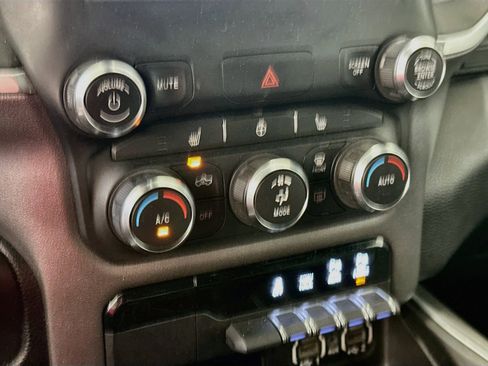Used 2021 RAM 1500 Big Horn AWD/4WD image 23