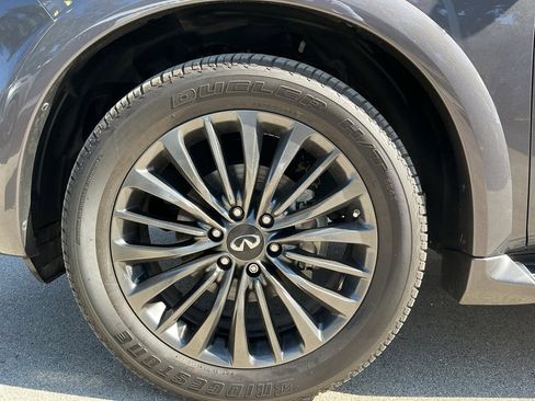 Certified 2024 INFINITI QX80 Sensory image 6