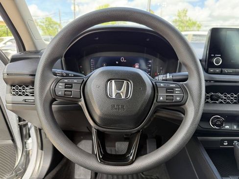 Used 2025 Honda Accord LX image 9