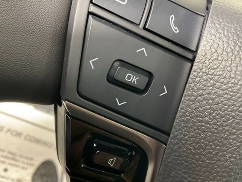 Used 2025 Toyota Camry SE image 17