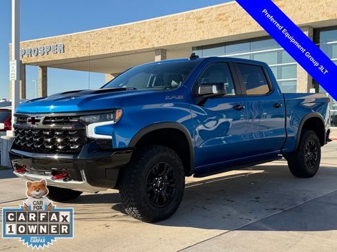 Used 2023 Chevrolet Silverado 1500 ZR2 w/ Technology Package image 9