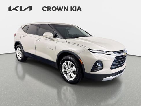 Used 2021 Chevrolet Blazer LT FWD image 4