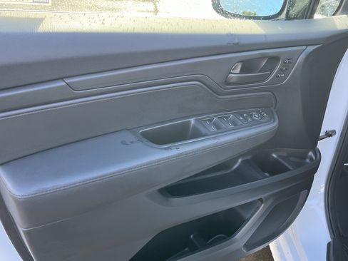 Certified 2023 Honda Odyssey Sport image 22