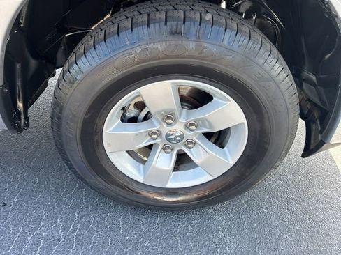 Used 2024 RAM 1500 Classic SLT AWD/4WD image 23
