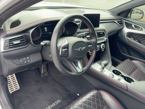 Used 2021 Genesis G70 3.3T w/ Sport Package image 4