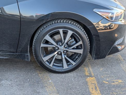 Used 2018 Nissan Maxima Platinum image 15