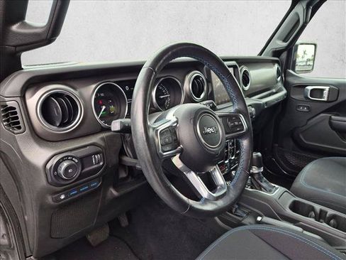 Used 2023 Jeep Wrangler Unlimited Rubicon 4xe w/ Steel Bumper Group AWD/4WD image 10