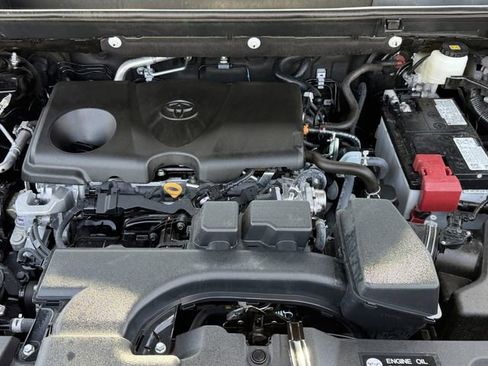 Certified 2025 Toyota RAV4 XLE Premium image 32