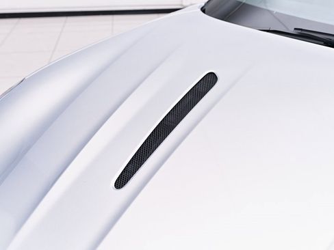 Used 2024 Aston Martin DB12 Coupe image 19